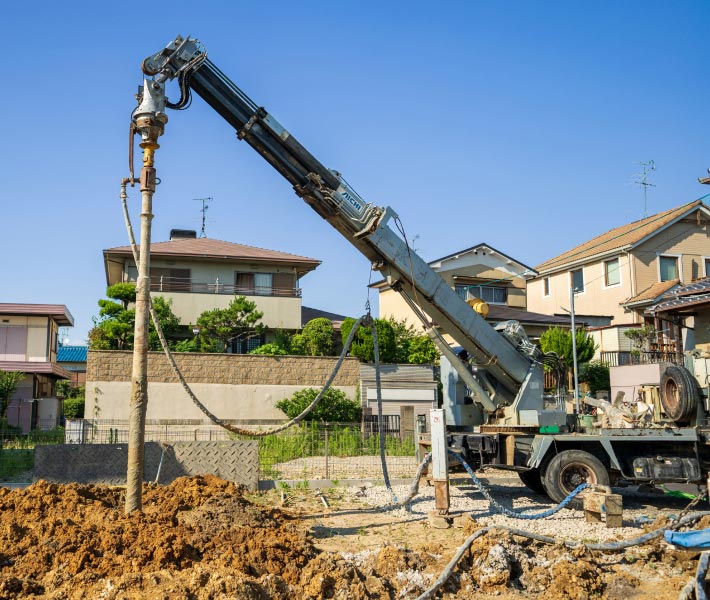 地盤工事をしている様子